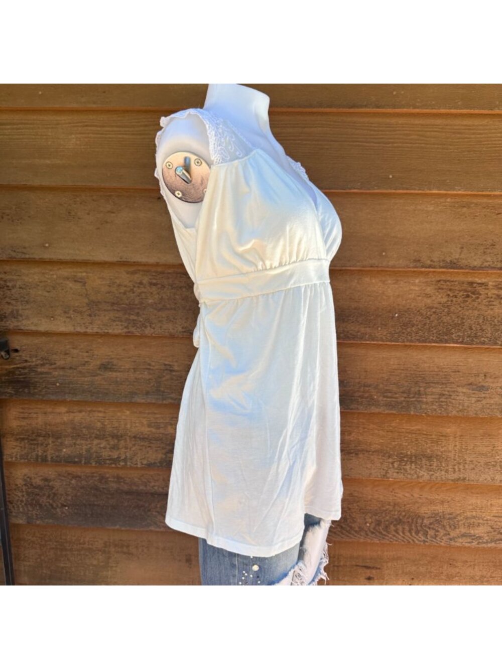 212 New York Womens White Sleeveless Blouse With Lace Shoulders Tie-Back Waist A - Picture 6 of 9